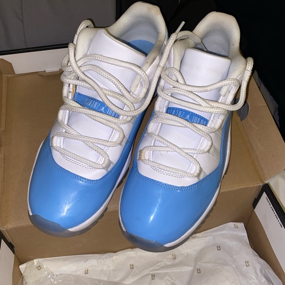 Jordan 11 low - Picture 3 of 4